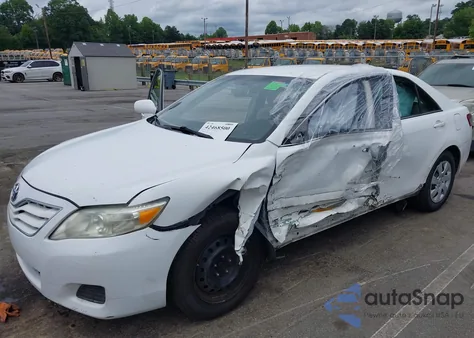 2010 Toyota Camry Le из США, поврежденный, VIN 4T1BF3EK1AU511256